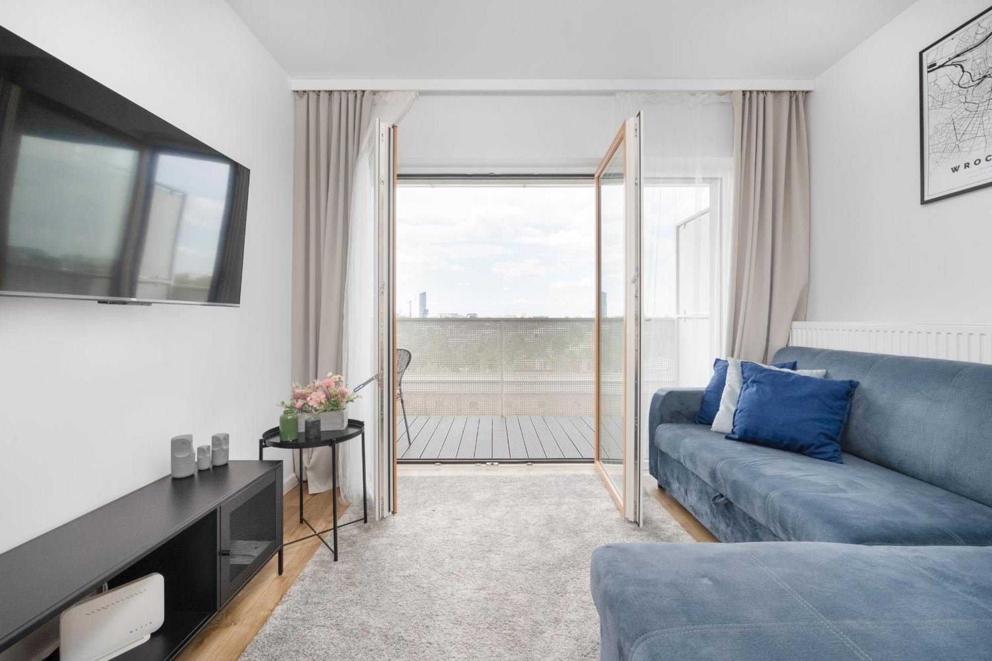 Klasyczny Apartament Z Balkonem We Wroclawiu By Noclegi Renters Eksteriør billede