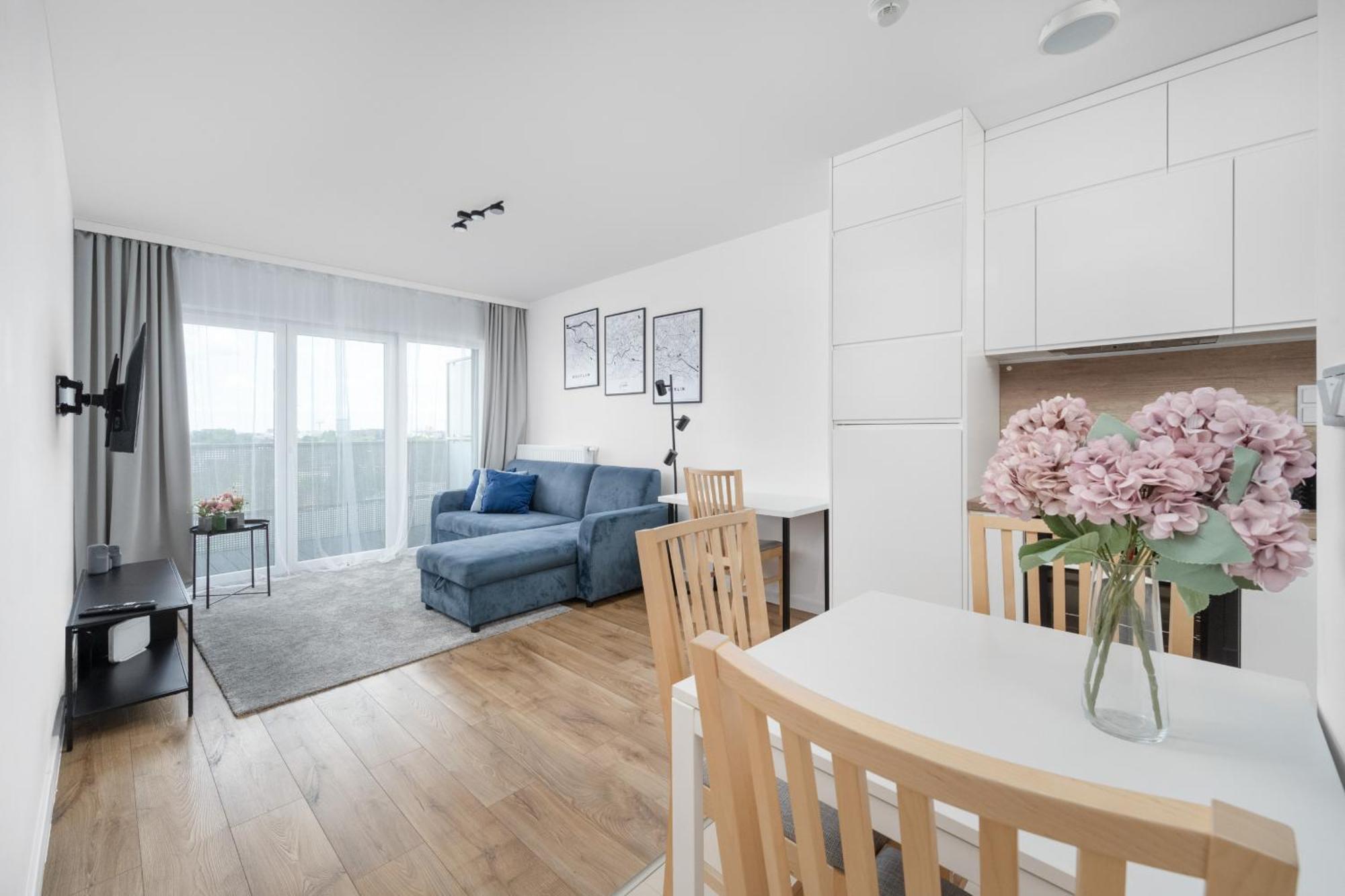 Klasyczny Apartament Z Balkonem We Wroclawiu By Noclegi Renters Eksteriør billede