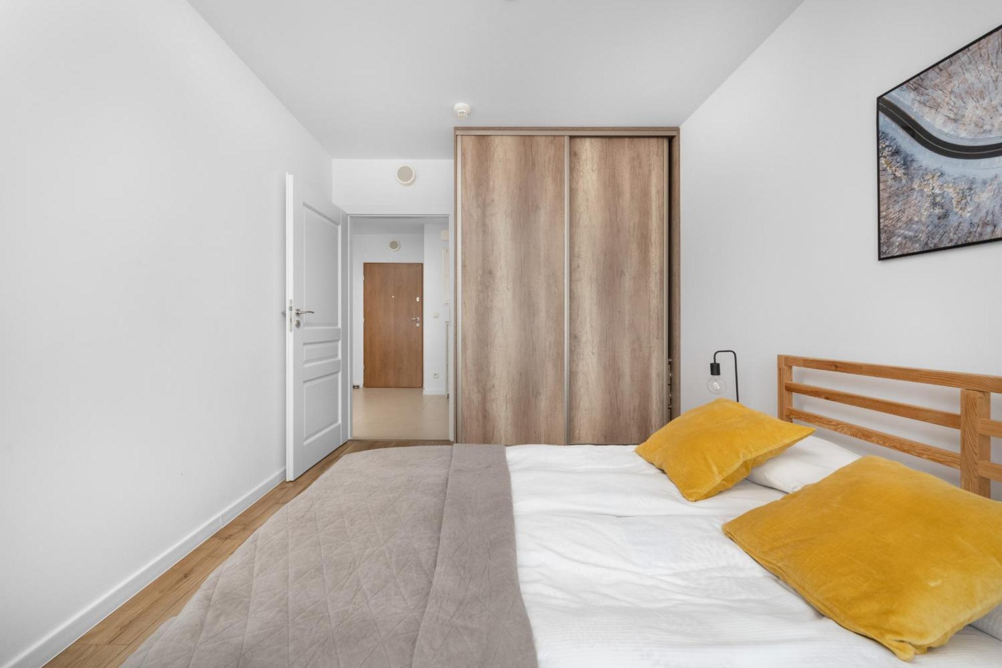 Klasyczny Apartament Z Balkonem We Wroclawiu By Noclegi Renters Eksteriør billede